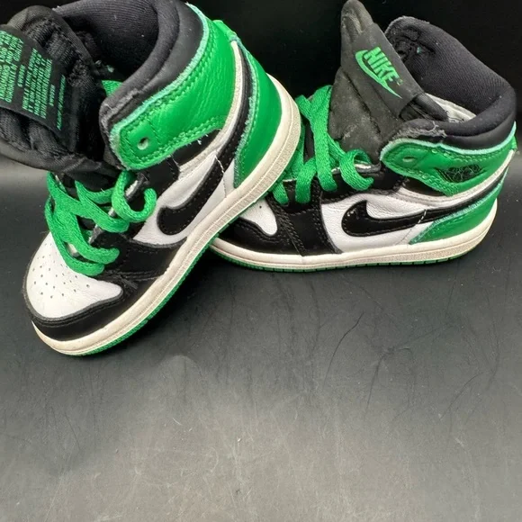 Toddler Nike Air Jordan 1 Retro High OG 'Lucky Green' Sneakers Sz 6C FD1413-031 - Picture 15 of 15